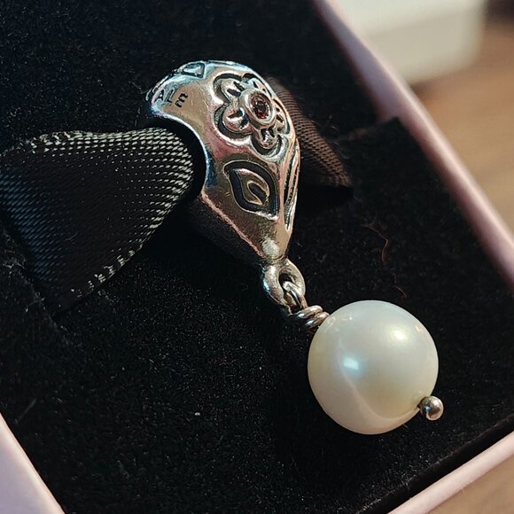 Authentic Pandora Retired Pink Flower Pearl Dangle Charm 790546P Sterling Silver - Picture 4 of 8